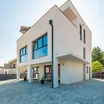 Appartements Vir Apartament Vir