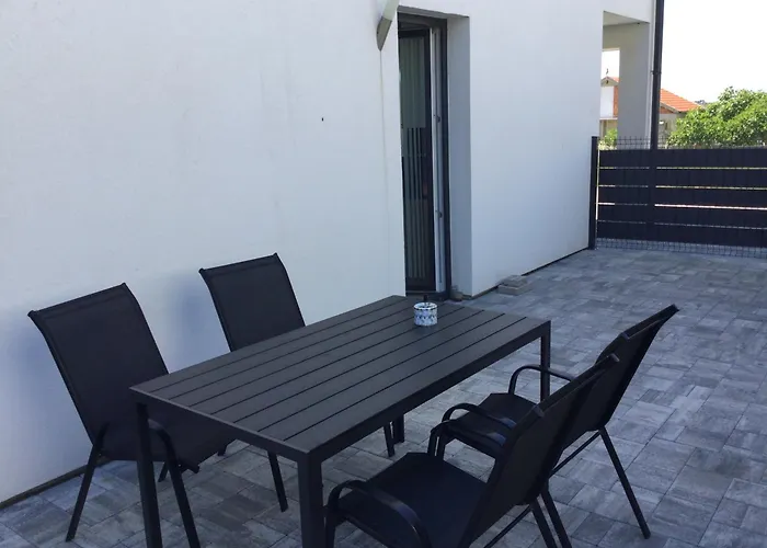 Appartements Vir Apartment *